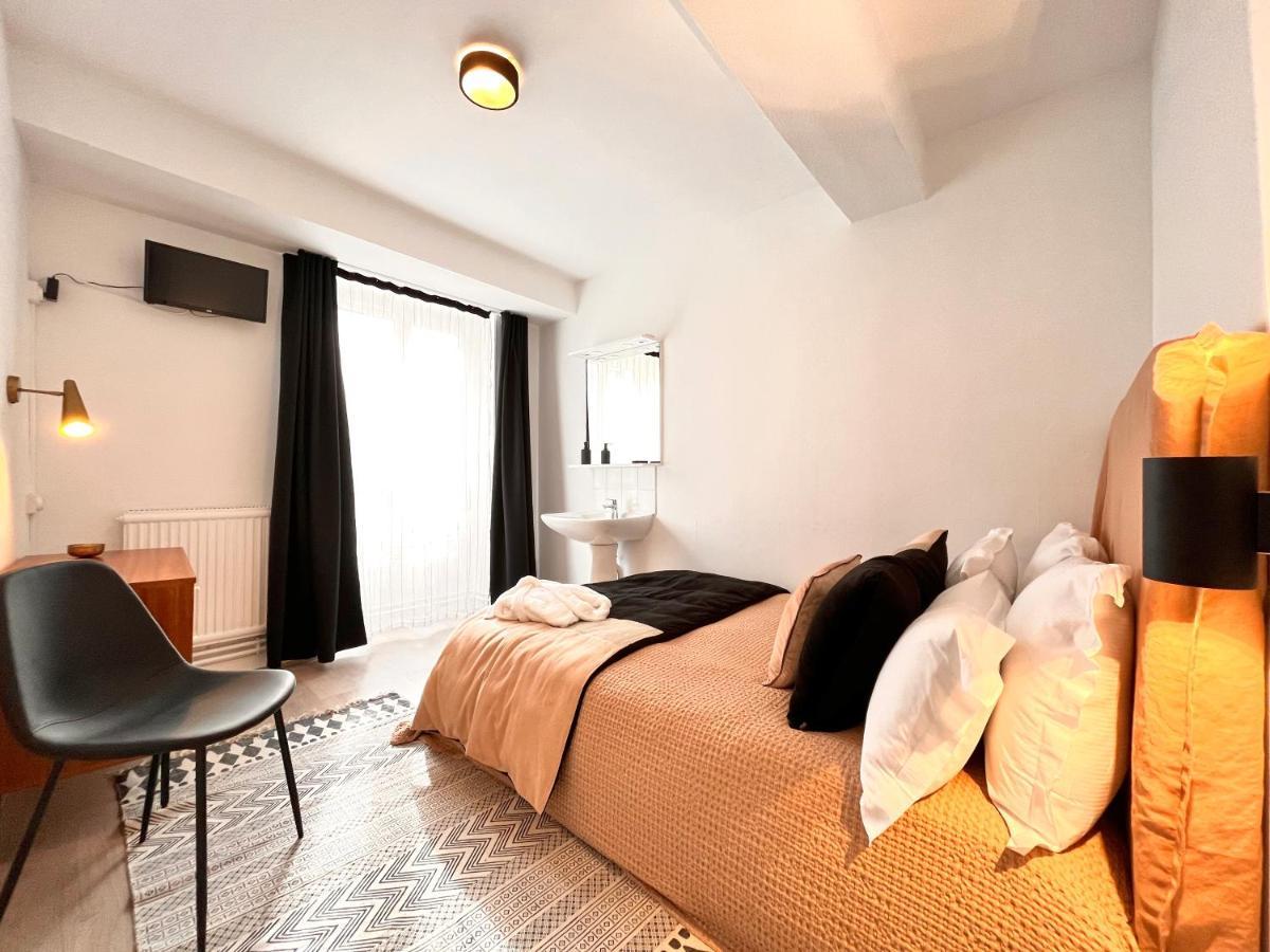 Hotel Du Commerce Cluny Zewnętrze zdjęcie