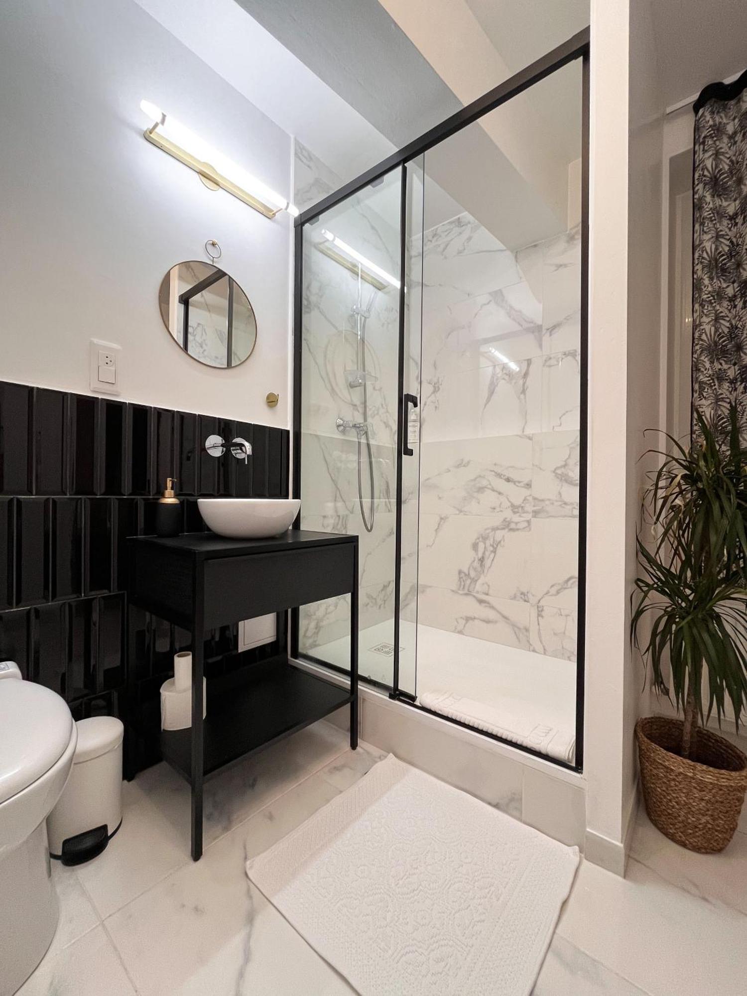 Hotel Du Commerce Cluny Zewnętrze zdjęcie