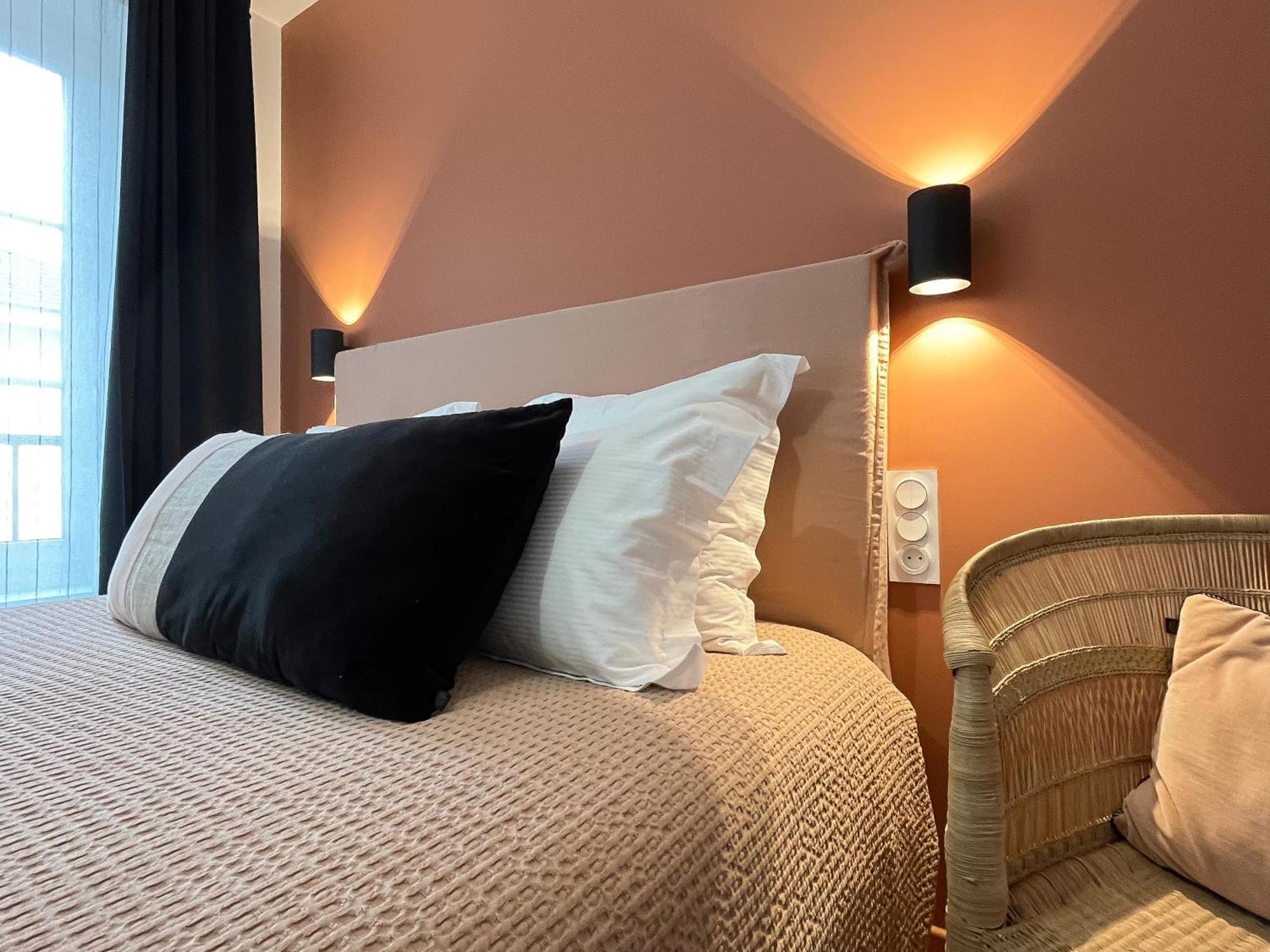 Hotel Du Commerce Cluny Zewnętrze zdjęcie